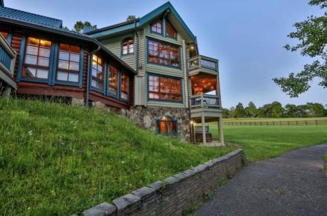 201 Mountainside Parkway Ellijay GA 30536