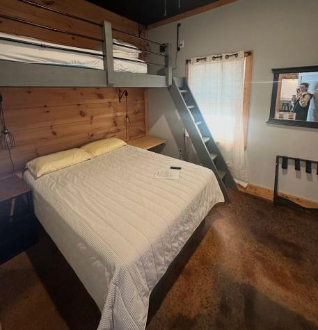 33 Rose Petal Lane Ellijay GA 30540