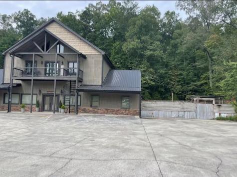 33 Rose Petal Lane Ellijay GA 30540