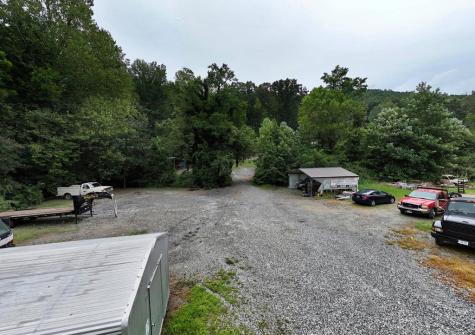 54 Bakeshop Lane Cleveland GA 30528