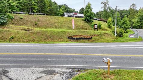 54 Bakeshop Lane Cleveland GA 30528