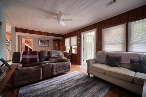 54 Bakeshop Lane Cleveland GA 30528