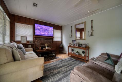 54 Bakeshop Lane Cleveland GA 30528