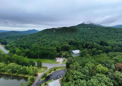 54 Bakeshop Lane Cleveland GA 30528