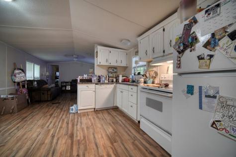 54 Bakeshop Lane Cleveland GA 30528