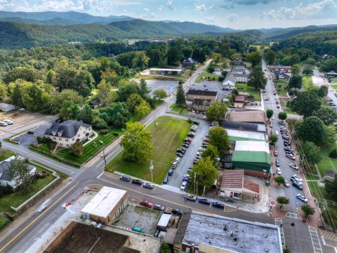 793 E Main Street Blue Ridge GA 30513