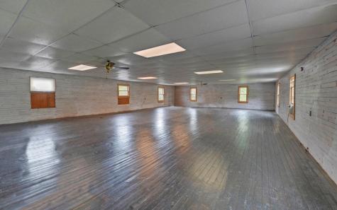 7493 Us Highway 76 W Young Harris GA 30582