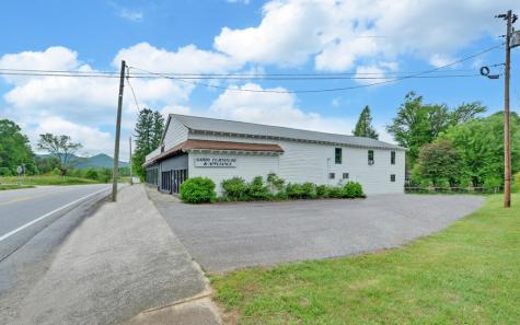 7493 Us Highway 76 W Young Harris GA 30582