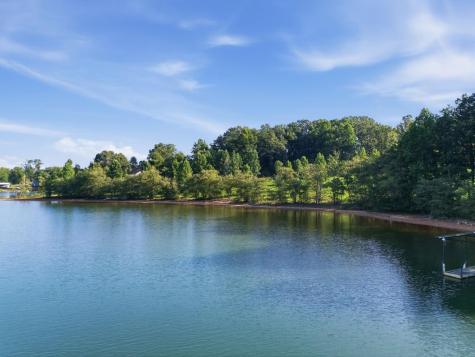 314 Lakeside Drive Hiawassee GA 30546
