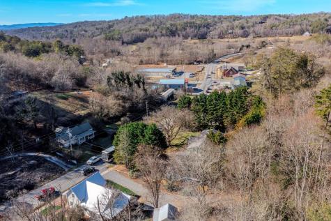 8679 Lakewood Highway Mineral Bluff GA 30559