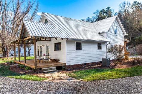 8679 Lakewood Highway Mineral Bluff GA 30559