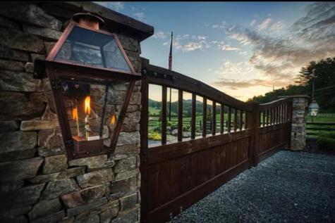 1019 Hardscrabble Road Mineral Bluff GA 30559