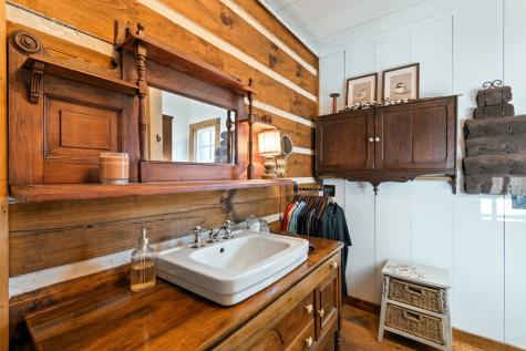 4011 Murphy Highway Mineral Bluff GA 30559