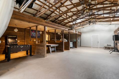 86 Stable Gate Drive Blairsville GA 30512