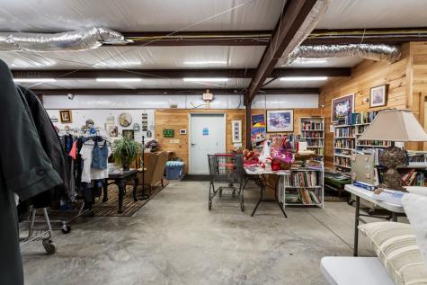 27 Shields Road Mineral Bluff GA 30559