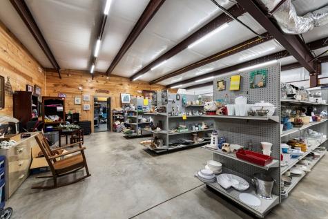 27 Shields Road Mineral Bluff GA 30559