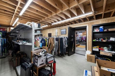 27 Shields Road Mineral Bluff GA 30559