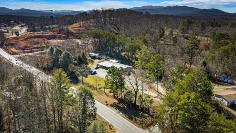 27 Shields Road Mineral Bluff GA 30559