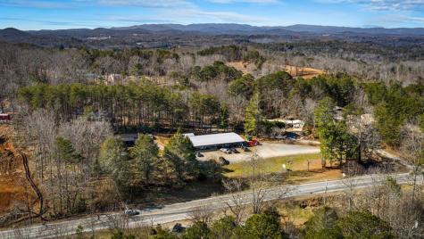 27 Shields Road Mineral Bluff GA 30559