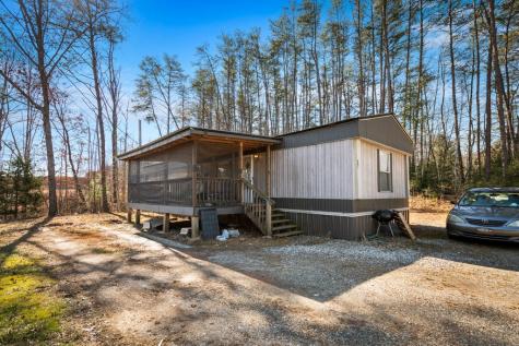 27 Shields Road Mineral Bluff GA 30559
