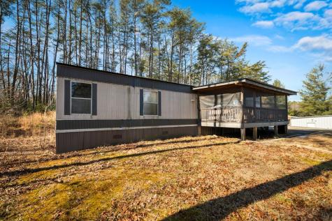 27 Shields Road Mineral Bluff GA 30559