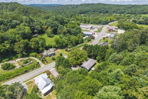 8679 Lakewood Highway Mineral Bluff GA 30559