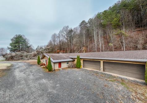 6785 Airport Road Andrews NC 28901
