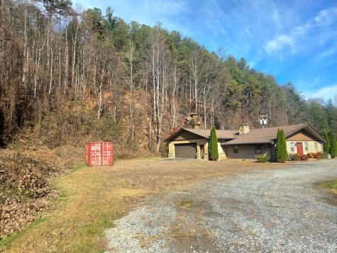 6785 Airport Road Andrews NC 28901