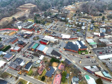 207 Dalton Street Ellijay GA 30540