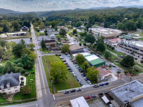 1.01 Acr E First Street Blue Ridge GA 30513