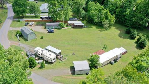 6990 Clarence Nichols Road Young Harris GA 30582