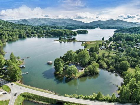 834 Lower Bell Creek Road Hiawassee GA 30546