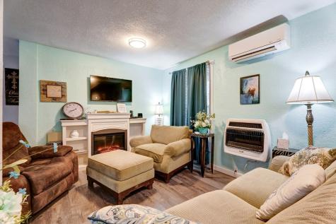 28 Weaver Street Mccaysville GA 30555