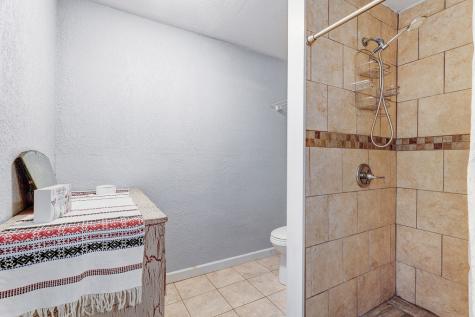 28 Weaver Street Mccaysville GA 30555