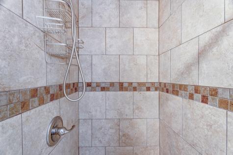 28 Weaver Street Mccaysville GA 30555