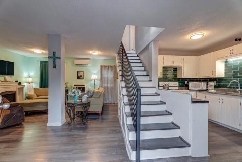 28 Weaver Street Mccaysville GA 30555