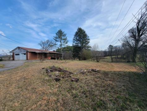 518 E Highway 64 Hayesville NC 28904
