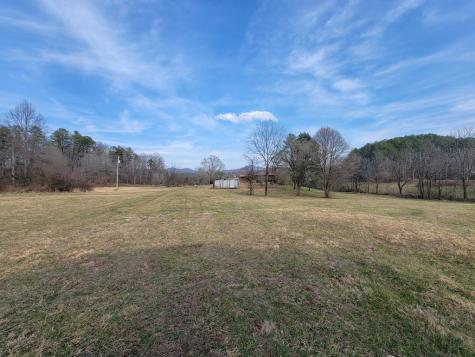 518 E Highway 64 Hayesville NC 28904