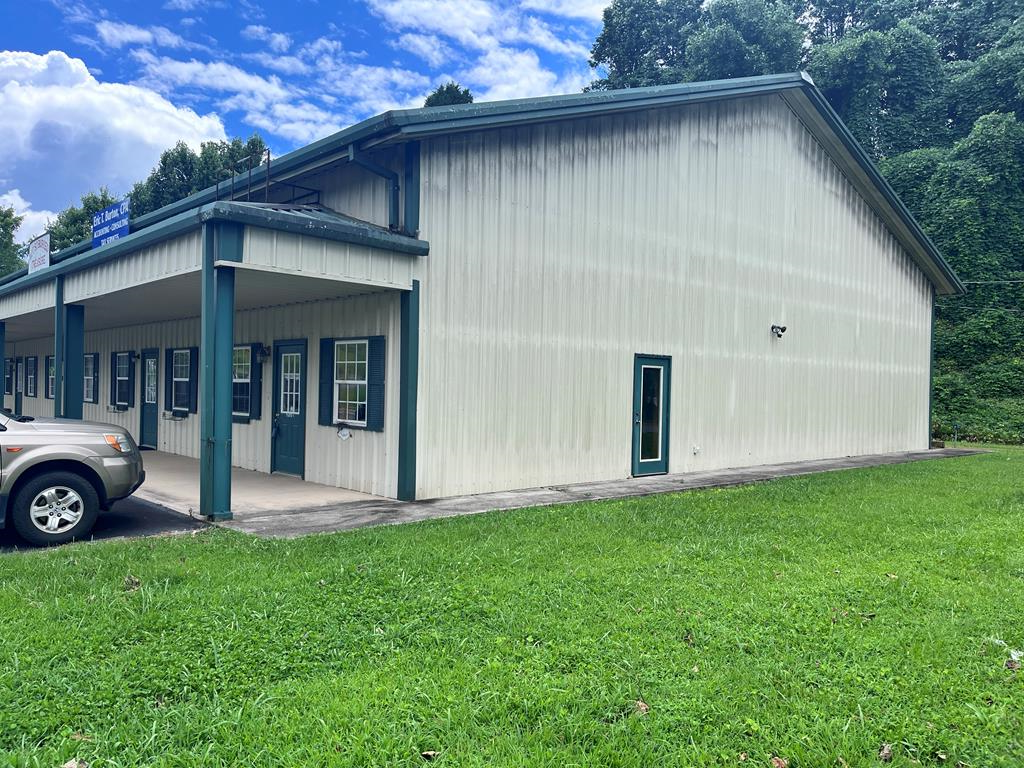 2996 S Highway 69 Hayesville NC 28904