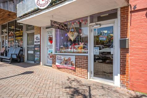 4 Northside Square Ellijay GA 30540