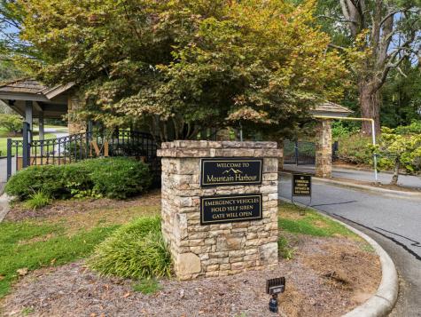 476 Licklog Ridge Hayesville NC 28904