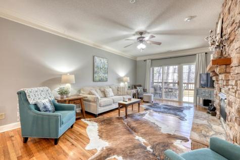 112 Glen Eagle Ct D202 Clayton GA 30525
