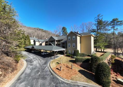 112 Glen Eagle Ct D202 Clayton GA 30525