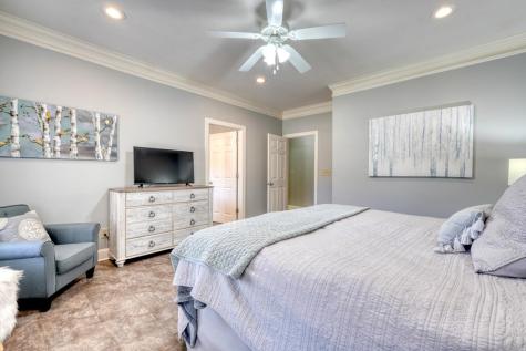 112 Glen Eagle Ct D202 Clayton GA 30525
