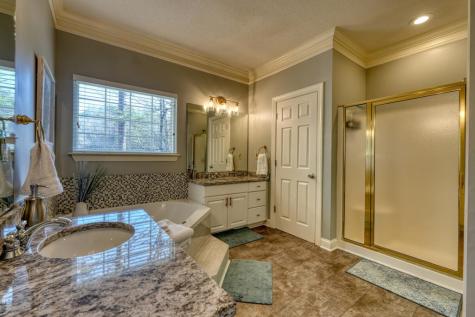 112 Glen Eagle Ct D202 Clayton GA 30525