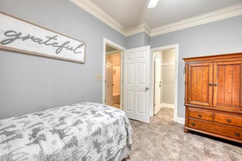 112 Glen Eagle Ct D202 Clayton GA 30525