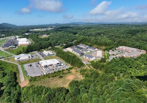 25 Grove Loop Blue Ridge GA 30513