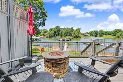 209B N Berrong Street Hiawassee GA 30546
