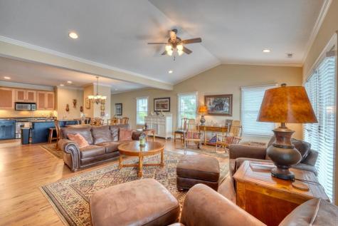 1409 Lakeside Road Hiawassee GA 30546