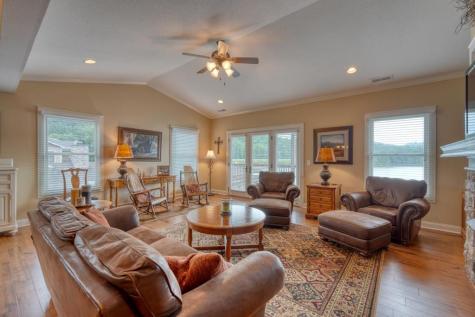 1409 Lakeside Road Hiawassee GA 30546
